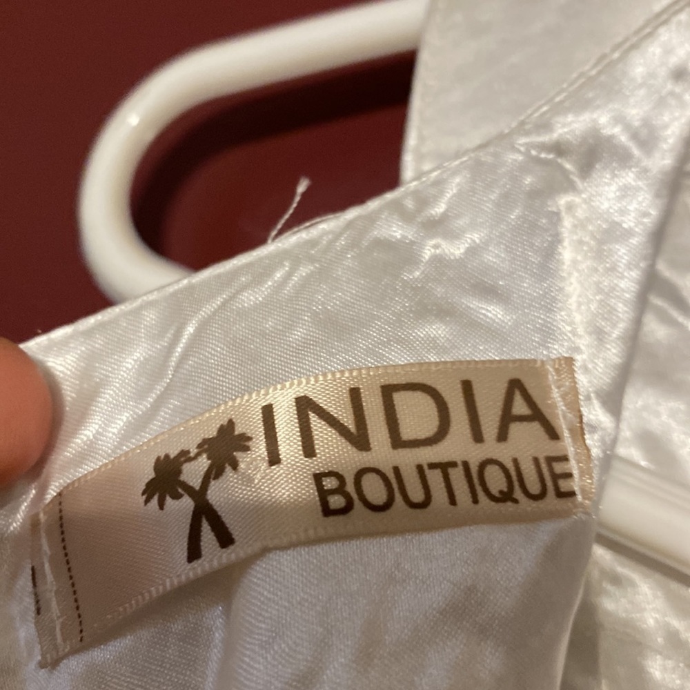India boutique Kneelength dress - Picture 7 of 8